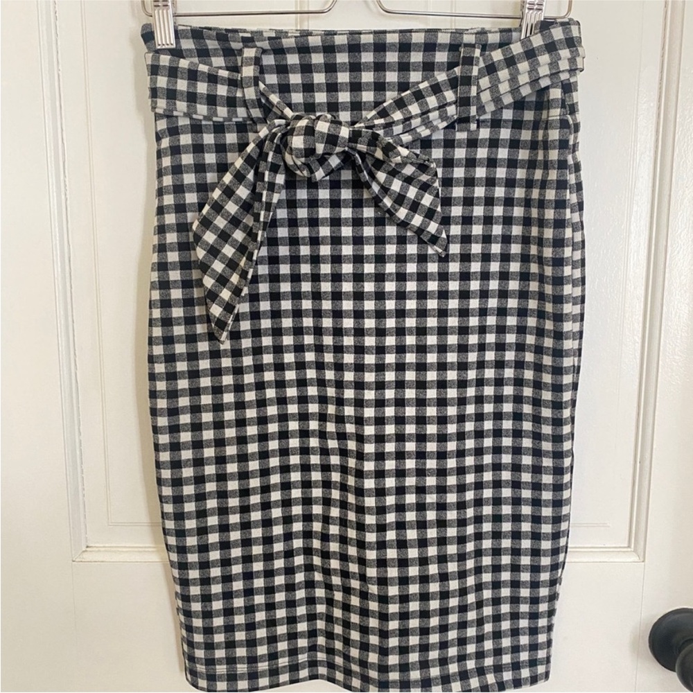 Anthropologie Black and White Gingham Pencil Skirt small belted knee length